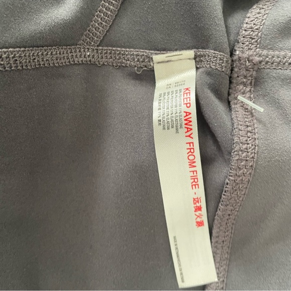 Free People Movement Women’s Charcoal Shorts Size Extra Small - Picture 5 of 7